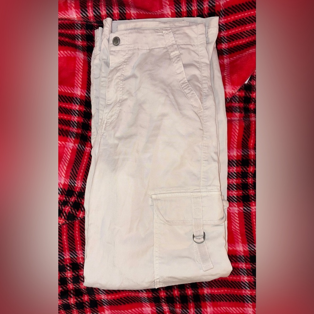 American Eagle Dreamy Drape Stretch Super High-Rise Pant| cream| size 6 regular